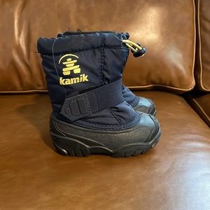 Toddler Boys size 5 Kamik snow boots